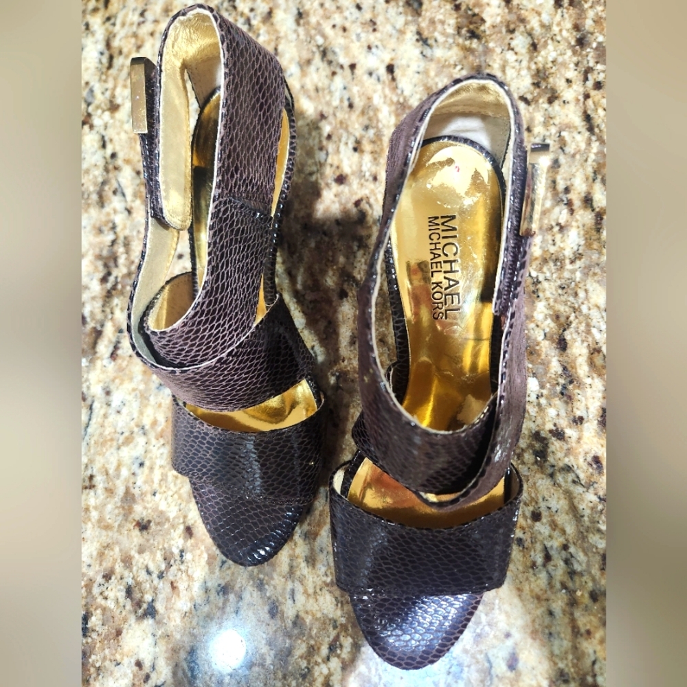 MICHAEL KORS PYTHON STRAPPY HEELS SIZE 6